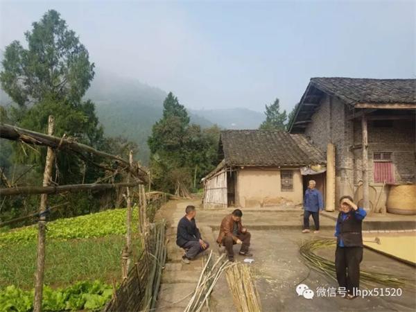 1536567998850962.jpg 09.jpg